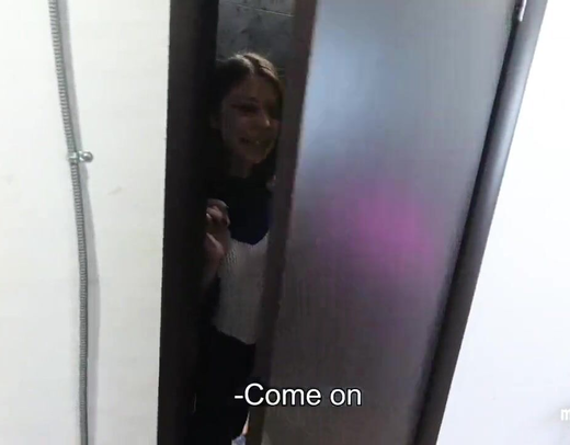 Секс с русской сестрой которая приехал в гости к сводному брату